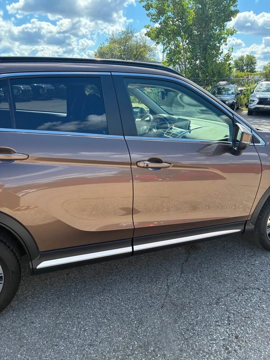 2019 Mitsubishi Eclipse Cross - Image 10 of 12