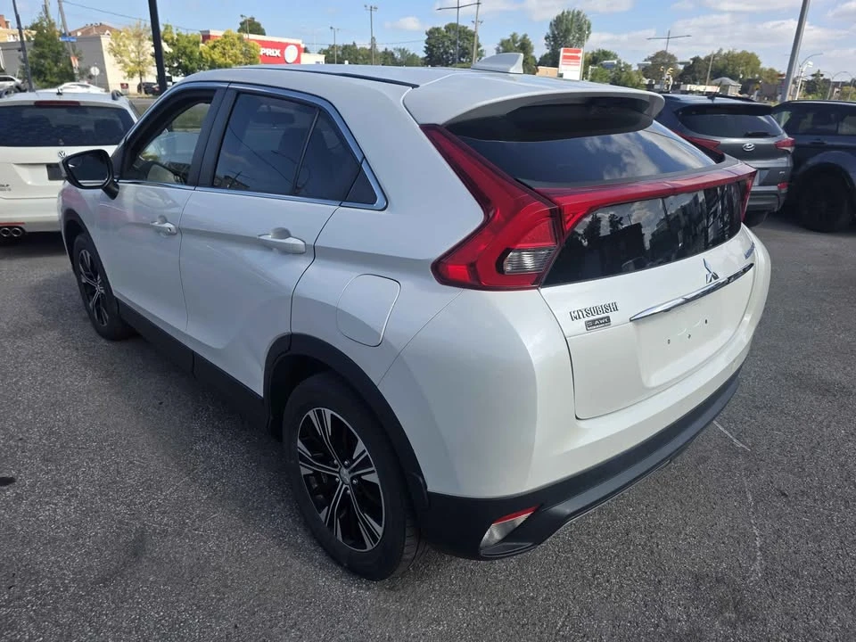 2019 Mitsubishi Eclipse Cross - Image 11 of 13