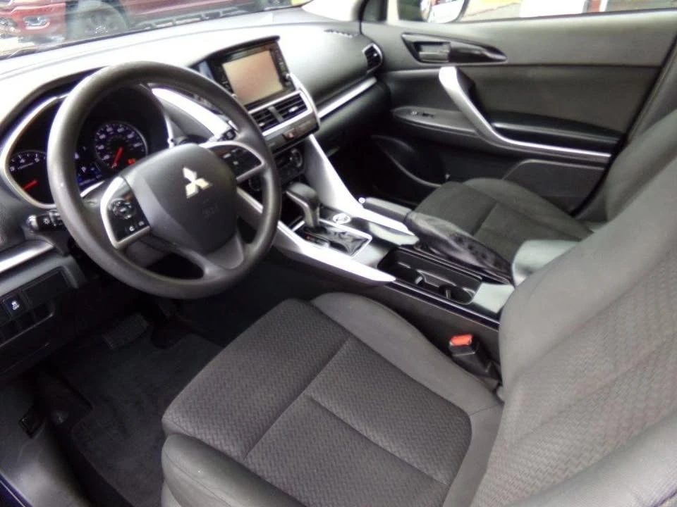 2019 Mitsubishi Eclipse Cross - Image 5 of 19