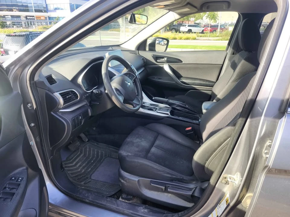 2019 Mitsubishi Eclipse Cross - Image 10 of 14