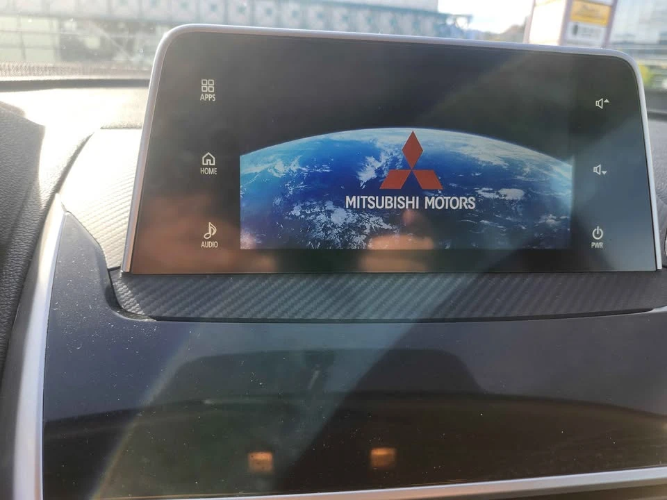 2019 Mitsubishi Eclipse Cross - Image 12 of 14