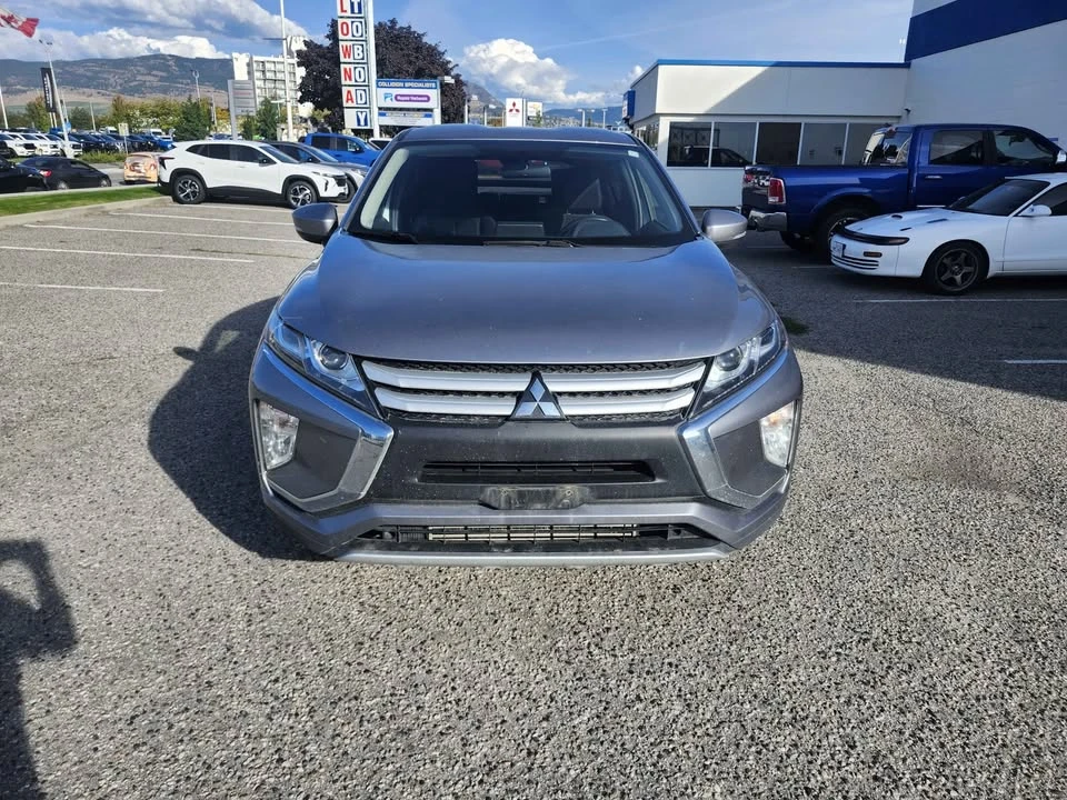 2019 Mitsubishi Eclipse Cross - Image 3 of 14