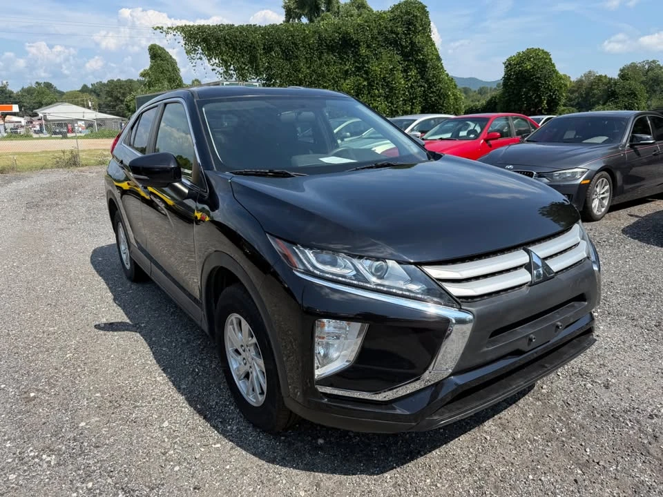 2019 Mitsubishi Eclipse Cross - Image 4 of 19