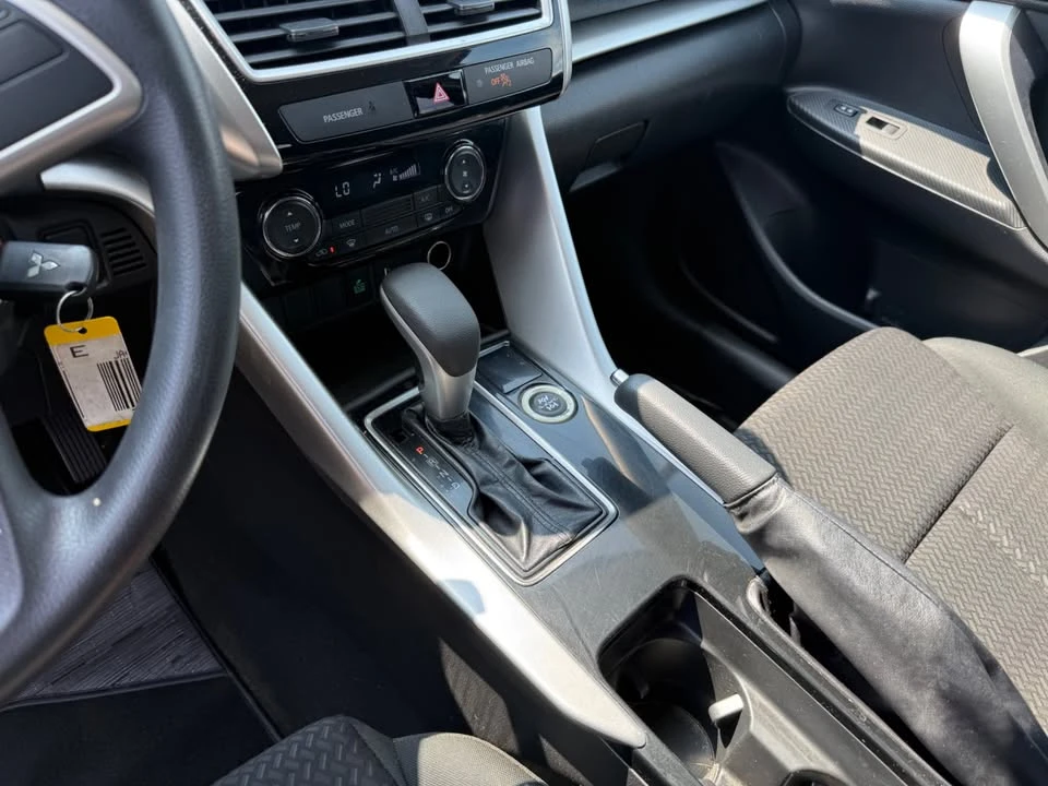 2019 Mitsubishi Eclipse Cross - Image 14 of 19
