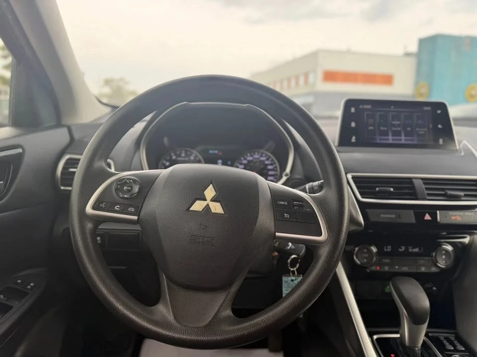 2019 Mitsubishi Eclipse Cross - Image 14 of 20