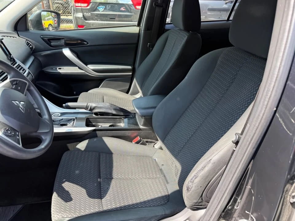 2019 Mitsubishi Eclipse Cross - Image 13 of 19