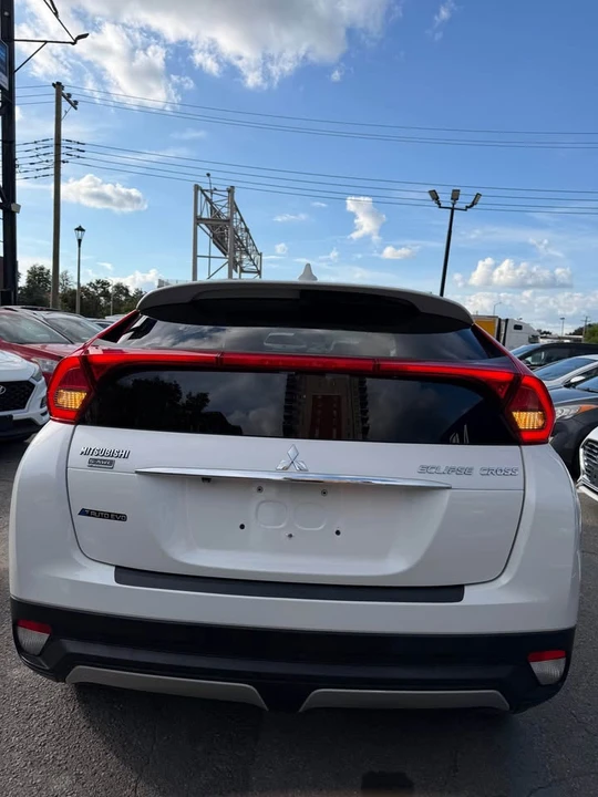 2019 Mitsubishi Eclipse Cross - Image 6 of 17