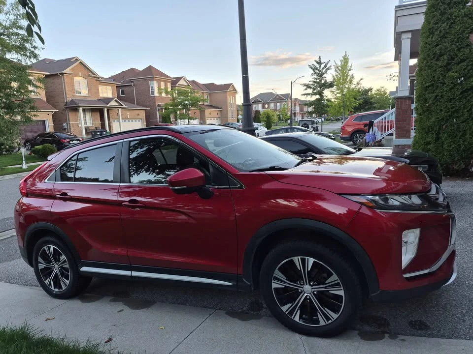 2019 Mitsubishi Eclipse Cross - Image 3 of 10