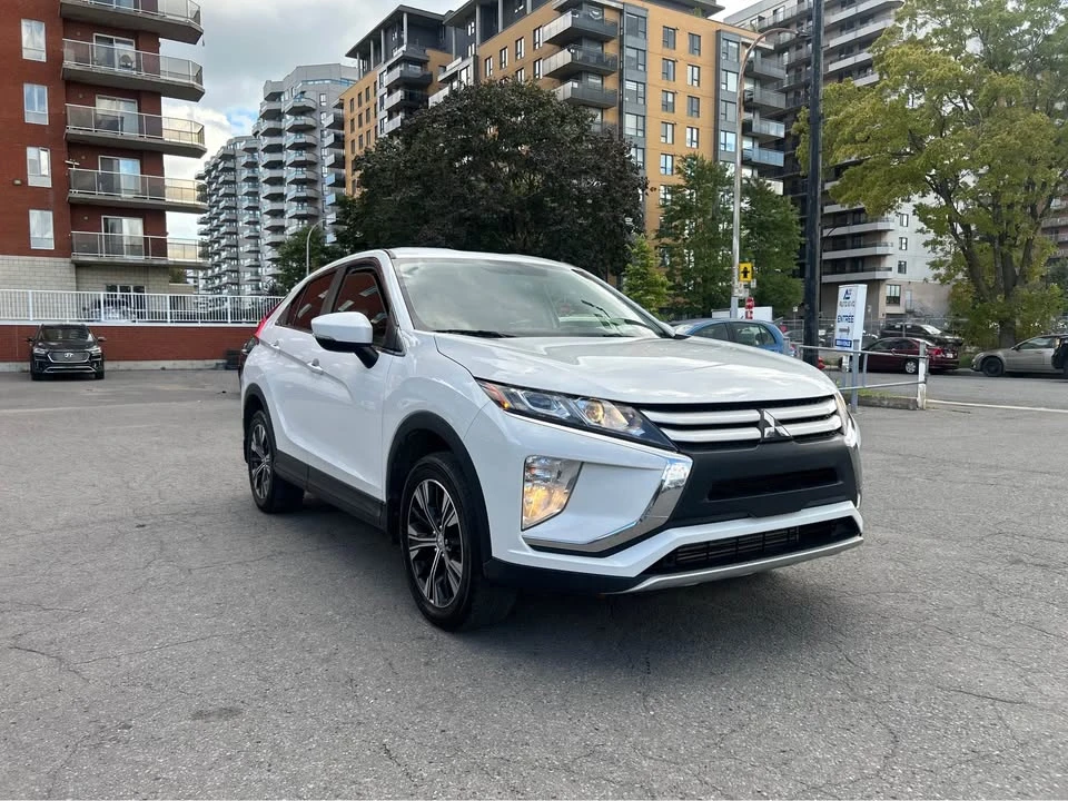 2019 Mitsubishi Eclipse Cross - Image 3 of 19