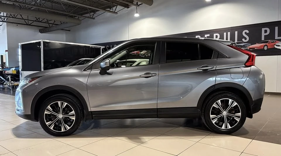 2019 Mitsubishi Eclipse Cross - Image 3 of 14