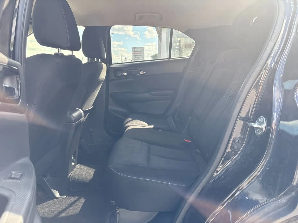 2019 Mitsubishi Eclipse Cross - Image 10 of 15