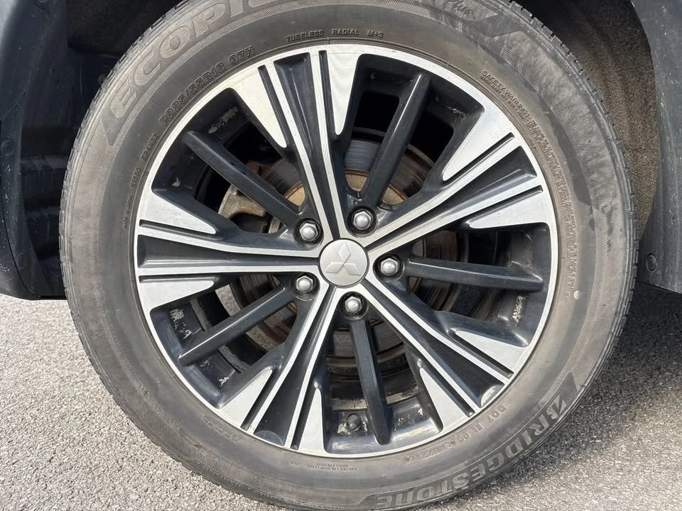 2019 Mitsubishi Eclipse Cross - Image 13 of 13
