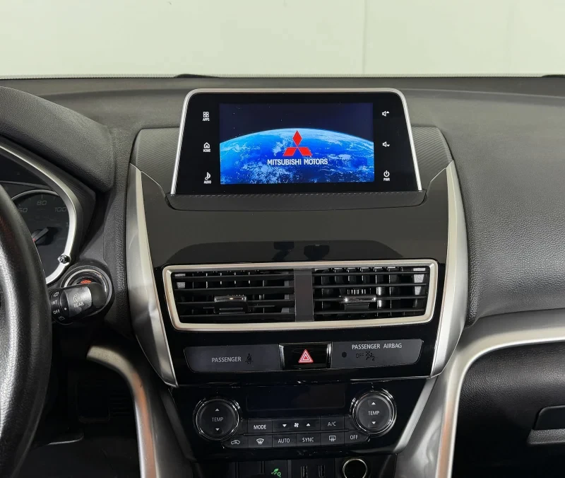 2019 Mitsubishi Eclipse Cross - Image 12 of 14
