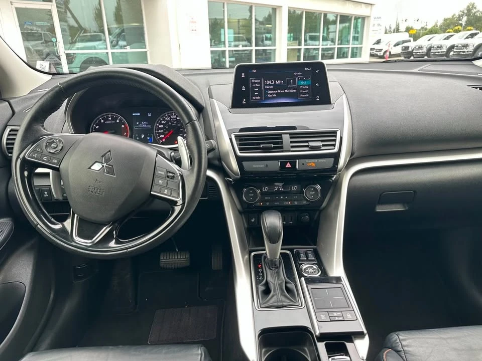 2019 Mitsubishi Eclipse Cross - Image 6 of 17