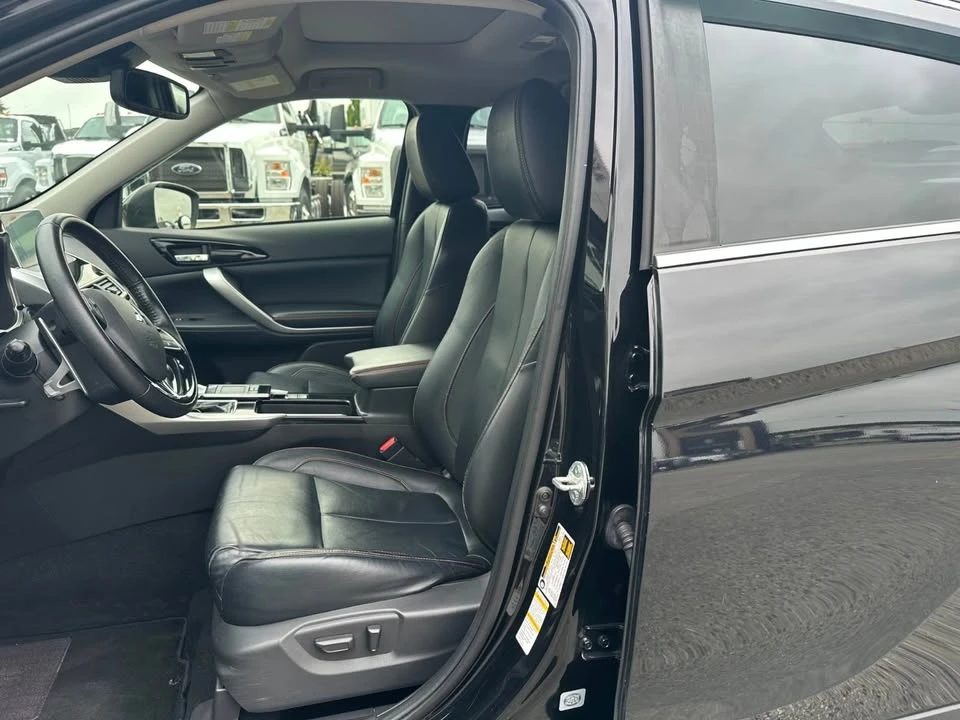2019 Mitsubishi Eclipse Cross - Image 5 of 17