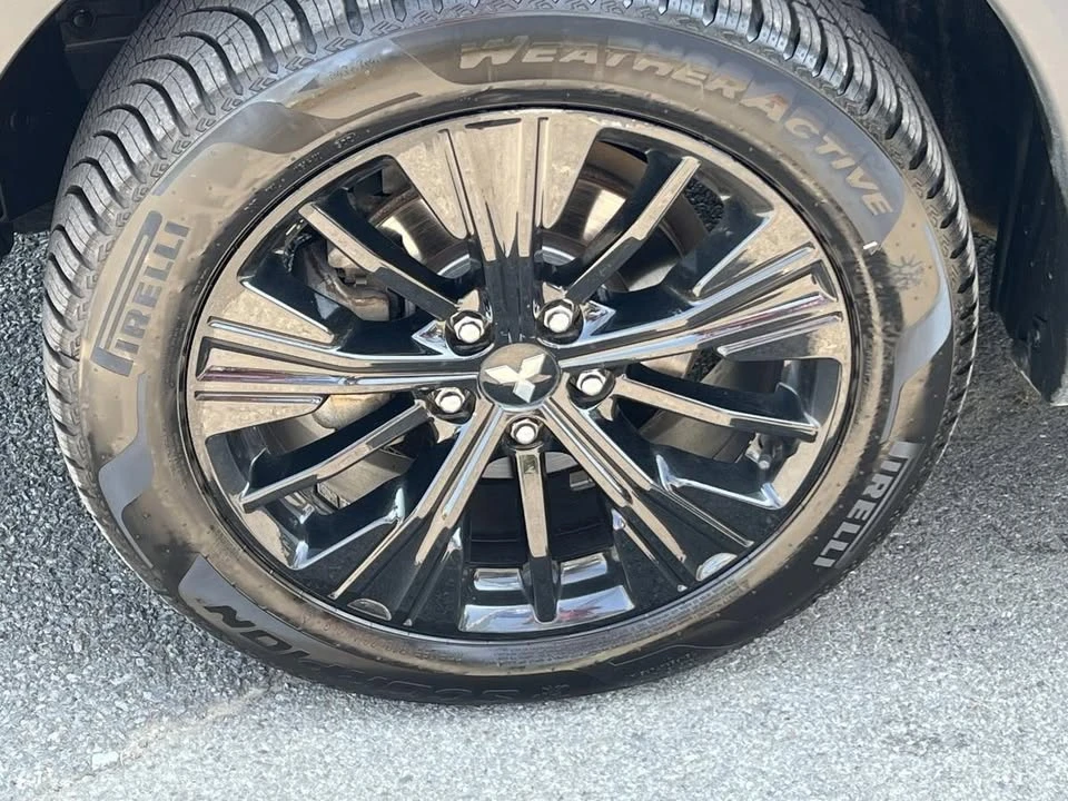 2019 Mitsubishi Eclipse Cross - Image 14 of 20