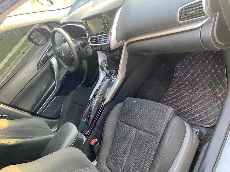2019 Mitsubishi Eclipse Cross - Image 11 of 13