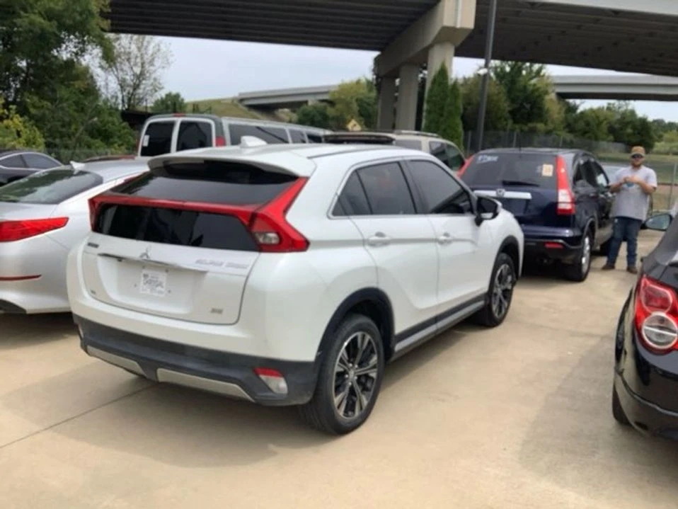 2019 Mitsubishi Eclipse Cross - Image 3 of 6