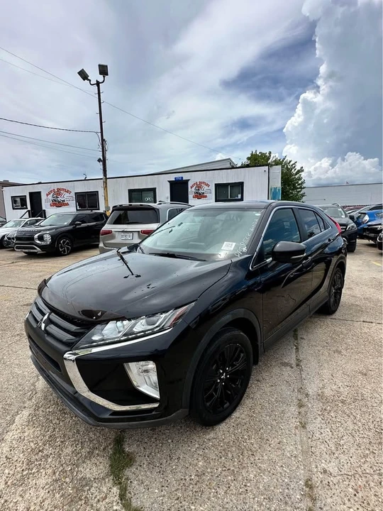 2019 Mitsubishi Eclipse Cross - Image 3 of 9