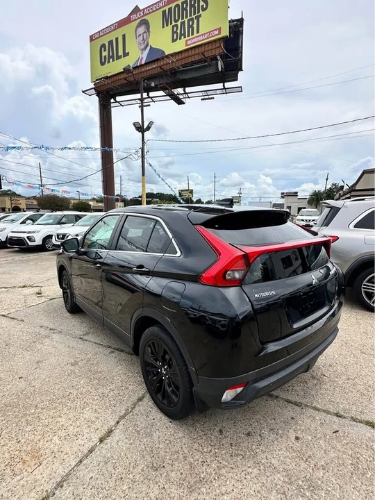 2019 Mitsubishi Eclipse Cross - Image 4 of 9