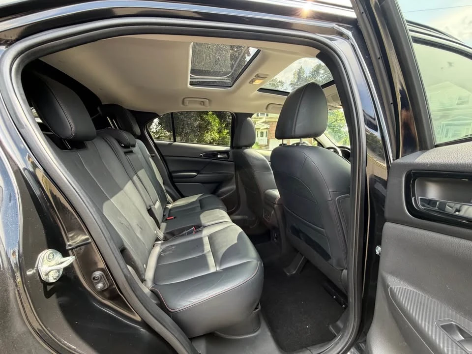 2019 Mitsubishi Eclipse Cross - Image 13 of 20