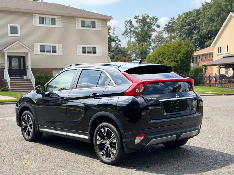 2019 Mitsubishi Eclipse Cross - Image 2 of 20