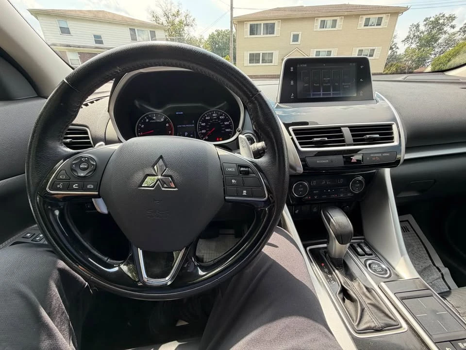 2019 Mitsubishi Eclipse Cross - Image 17 of 20