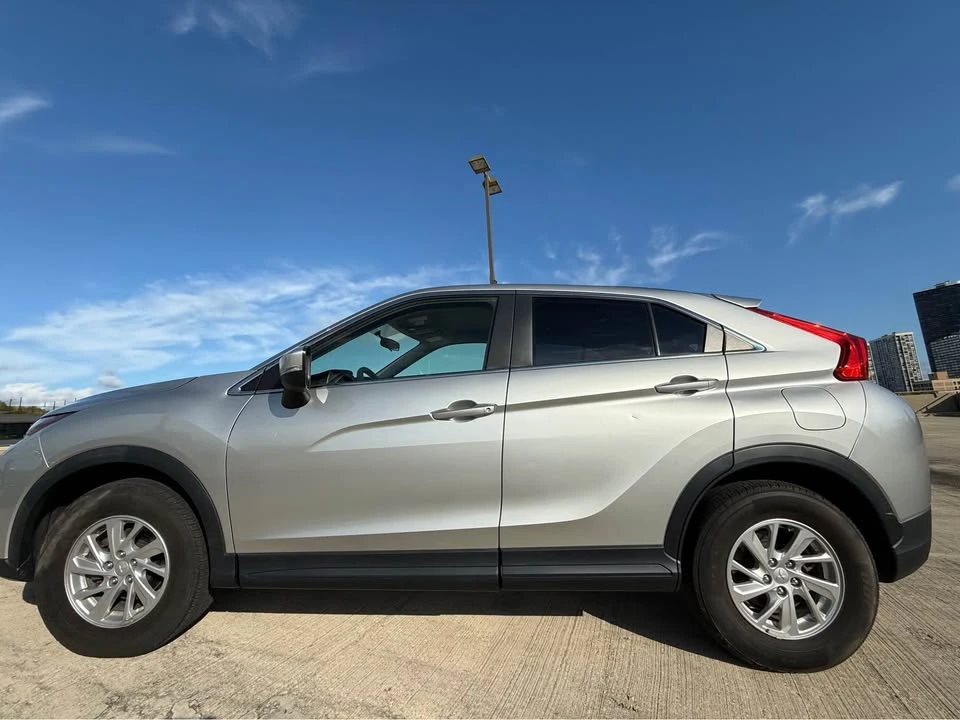 2019 Mitsubishi Eclipse Cross - Image 2 of 12