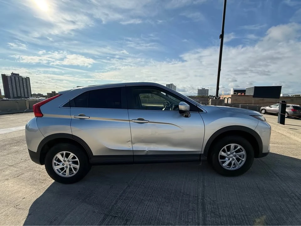 2019 Mitsubishi Eclipse Cross - Image 4 of 12