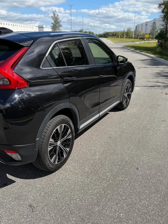 2019 Mitsubishi Eclipse Cross - Image 11 of 20