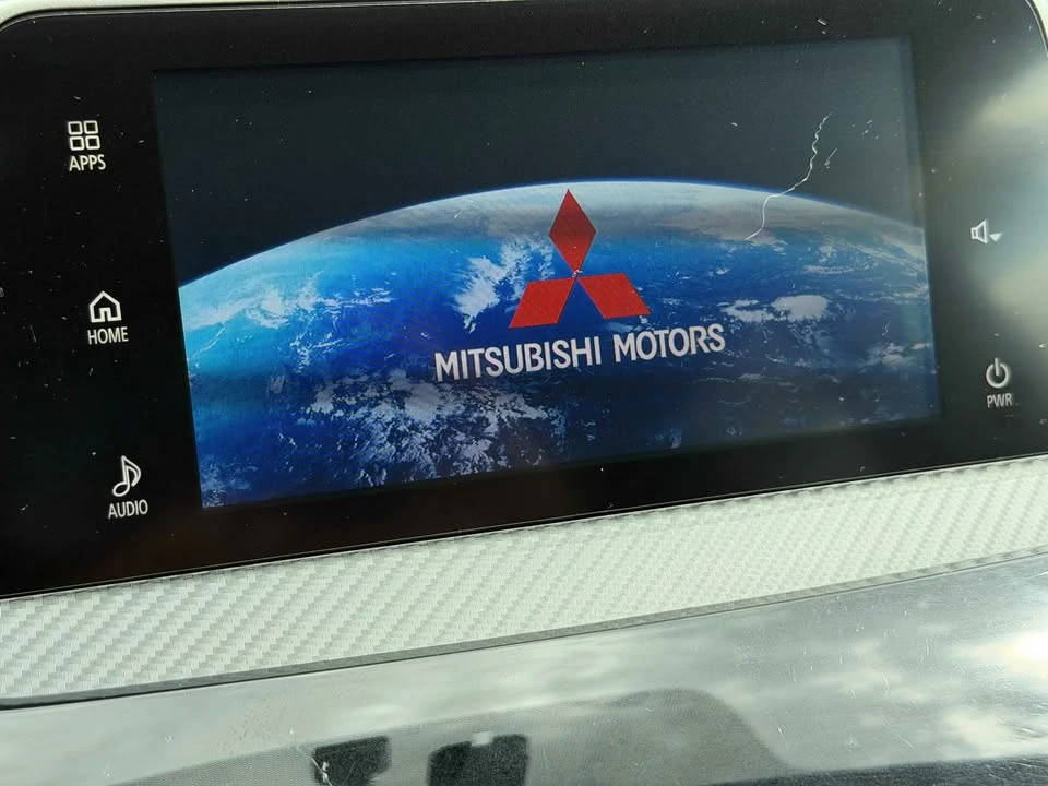 2019 Mitsubishi Eclipse Cross - Image 7 of 14