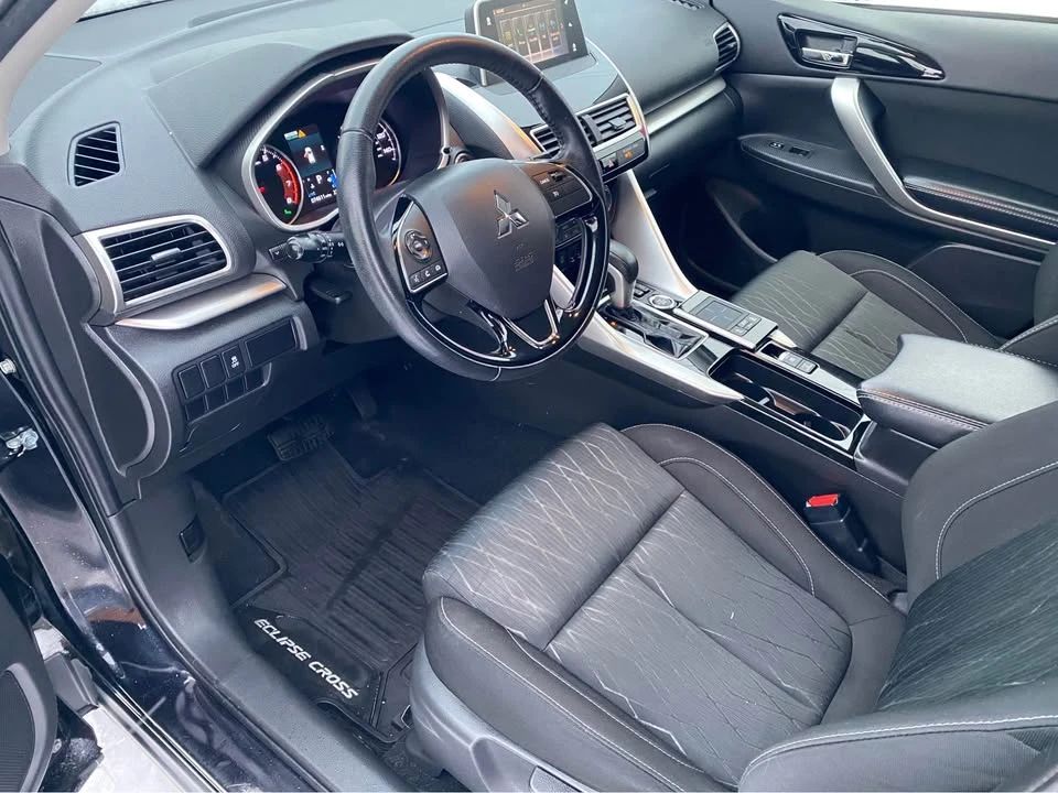 2019 Mitsubishi Eclipse Cross - Image 5 of 10