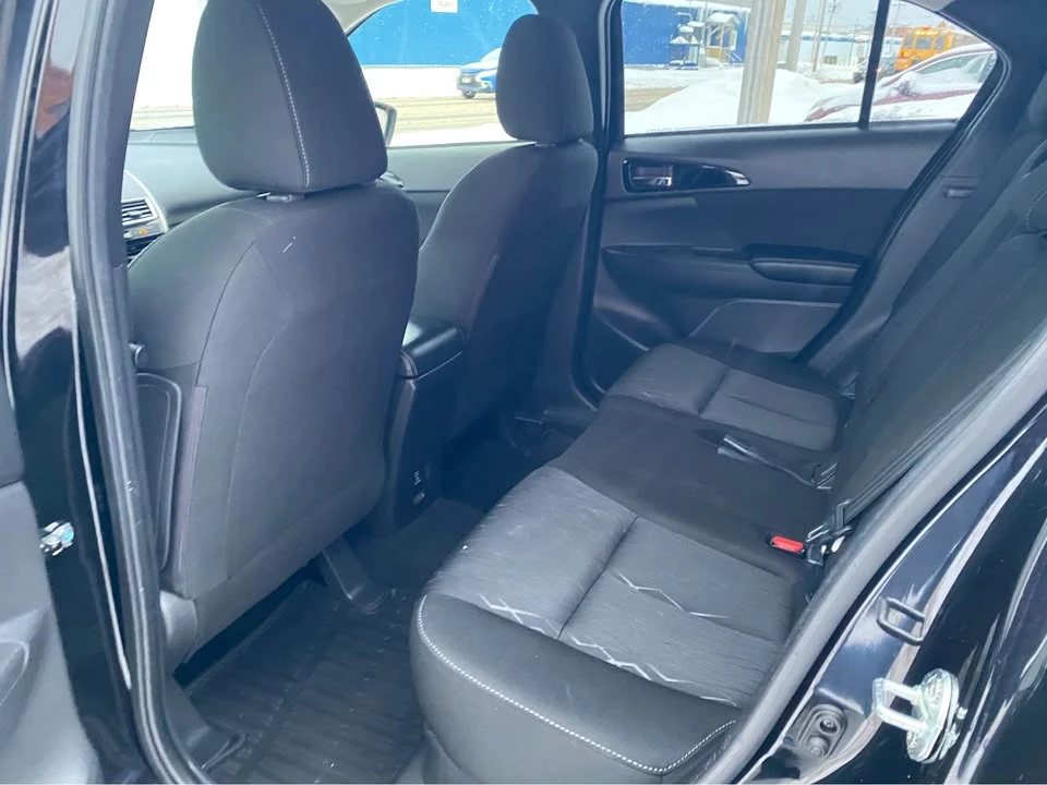 2019 Mitsubishi Eclipse Cross - Image 7 of 10