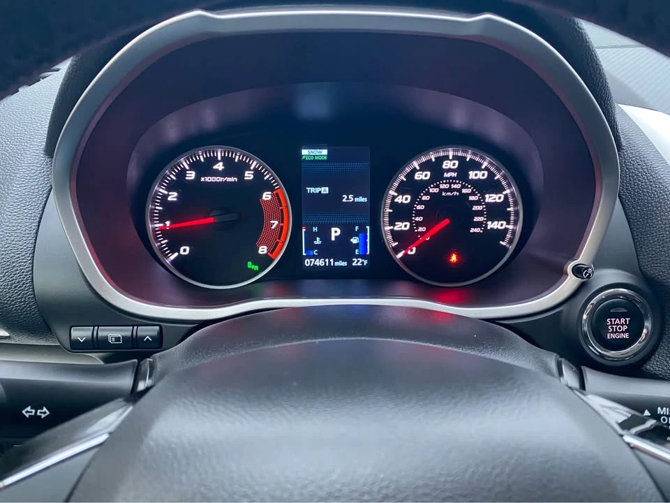 2019 Mitsubishi Eclipse Cross - Image 8 of 10