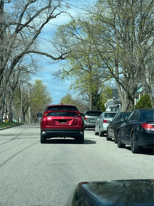 2019 Mitsubishi Eclipse Cross - Image 9 of 12