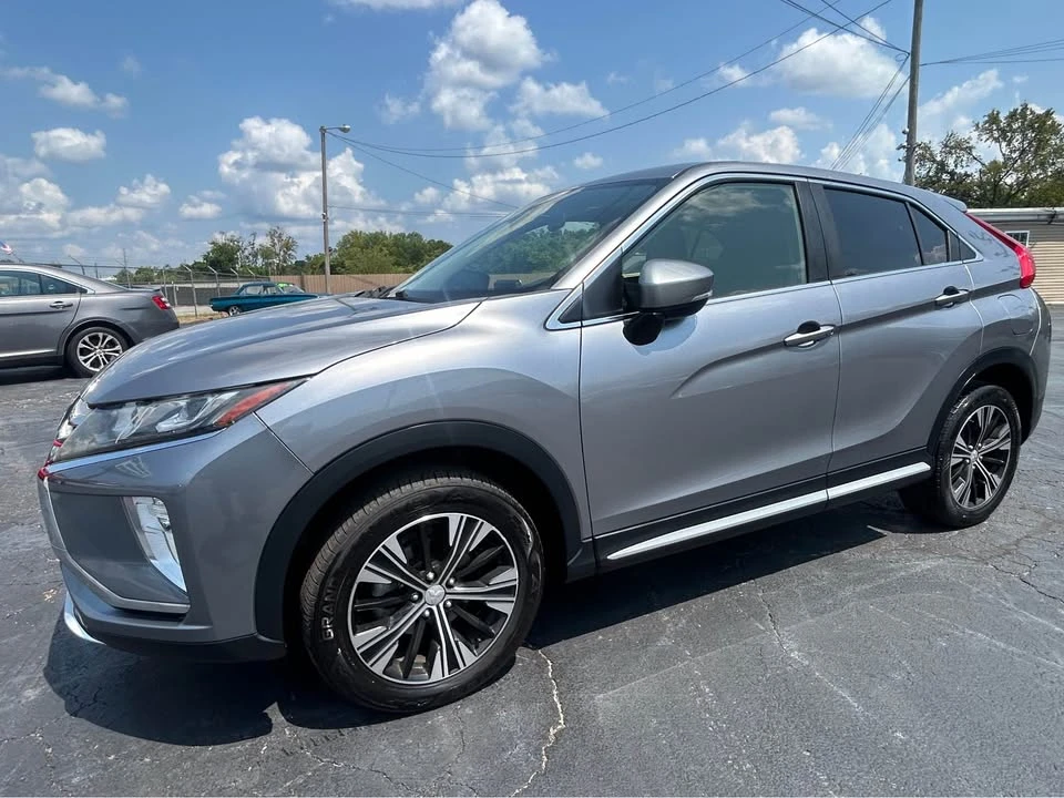 2019 Mitsubishi Eclipse Cross - Image 2 of 12