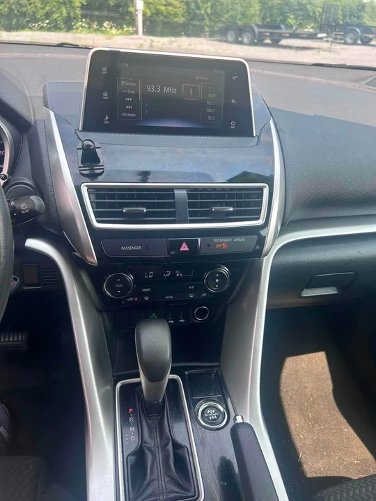 2019 Mitsubishi Eclipse Cross - Image 15 of 15