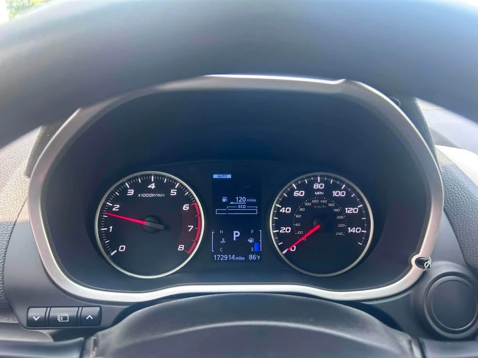 2019 Mitsubishi Eclipse Cross - Image 14 of 15