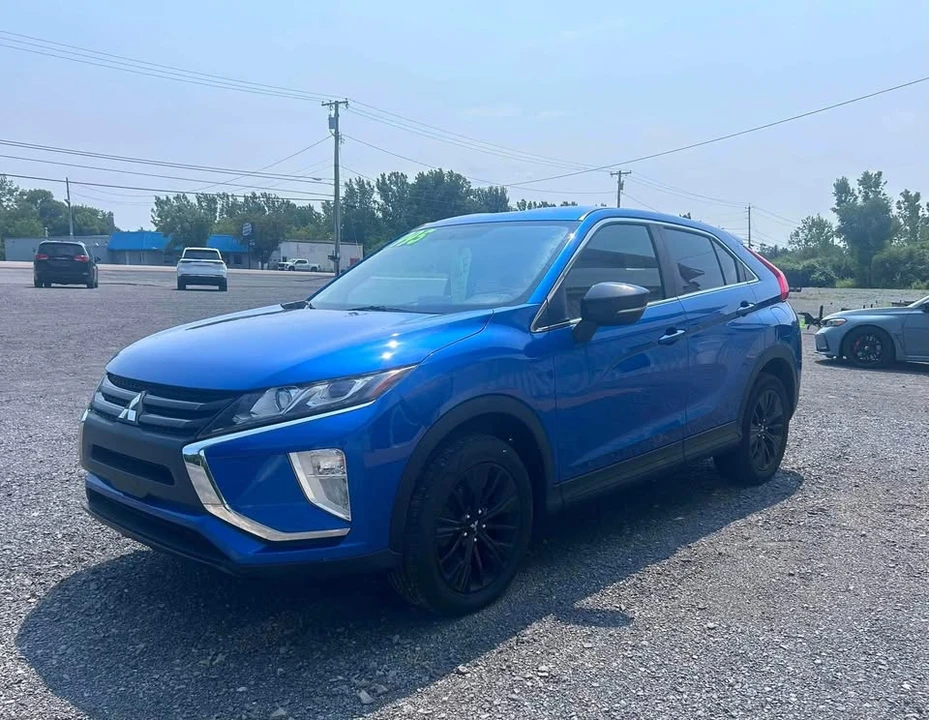 2019 Mitsubishi Eclipse Cross - Image 3 of 15