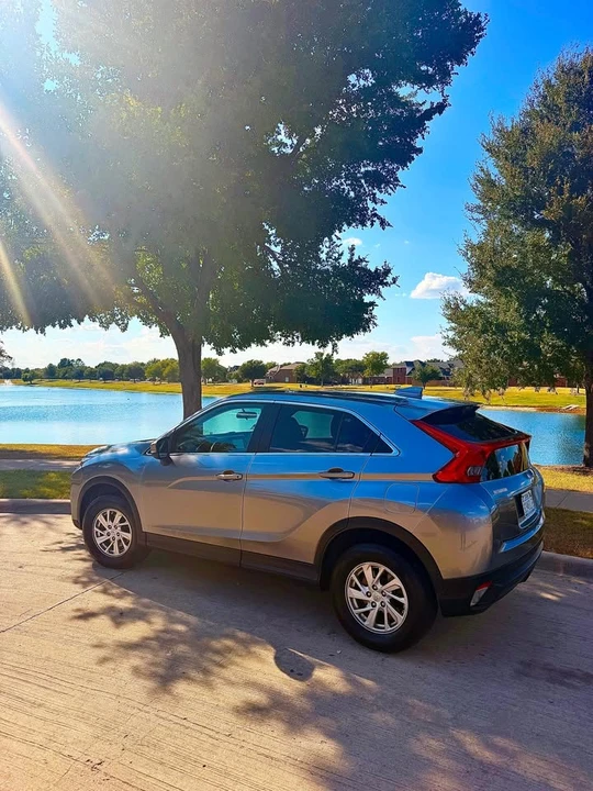 2019 Mitsubishi Eclipse Cross - Image 11 of 20