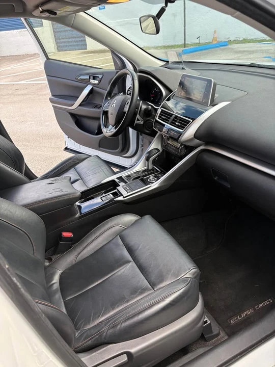 2019 Mitsubishi Eclipse Cross - Image 17 of 20