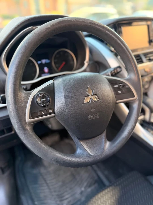 2019 Mitsubishi Eclipse Cross - Image 13 of 20