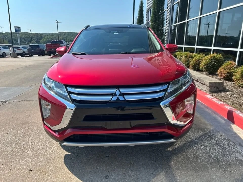 2019 Mitsubishi Eclipse Cross - Image 2 of 12