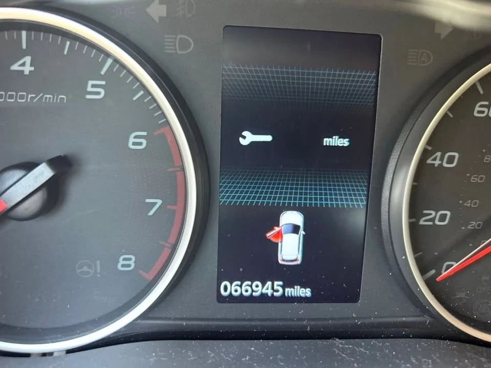 2019 Mitsubishi Eclipse Cross - Image 12 of 12