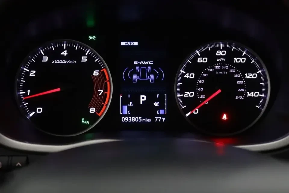 2019 Mitsubishi Eclipse Cross - Image 10 of 17