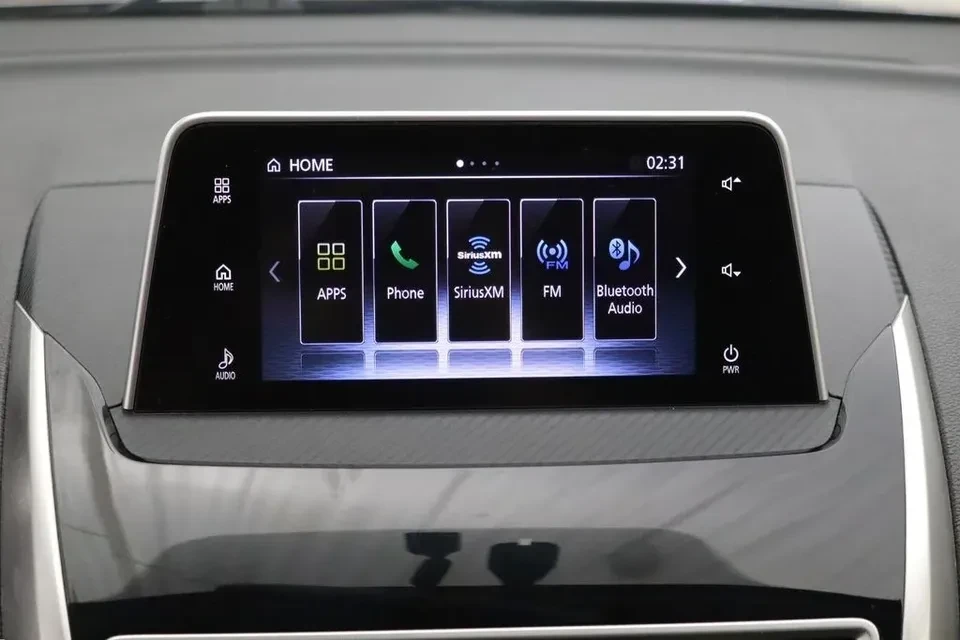 2019 Mitsubishi Eclipse Cross - Image 13 of 17