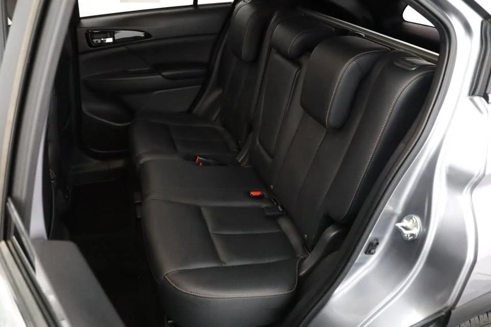 2019 Mitsubishi Eclipse Cross - Image 13 of 20