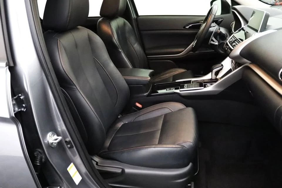 2019 Mitsubishi Eclipse Cross - Image 18 of 20