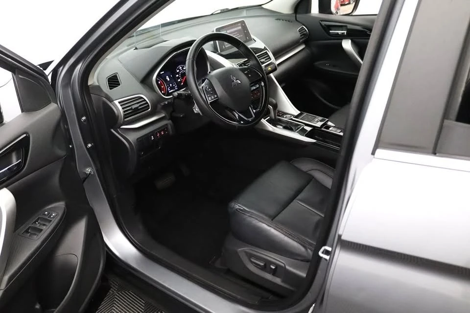 2019 Mitsubishi Eclipse Cross - Image 18 of 20