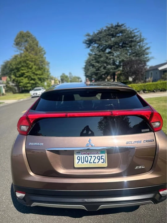 2019 Mitsubishi Eclipse Cross - Image 11 of 19
